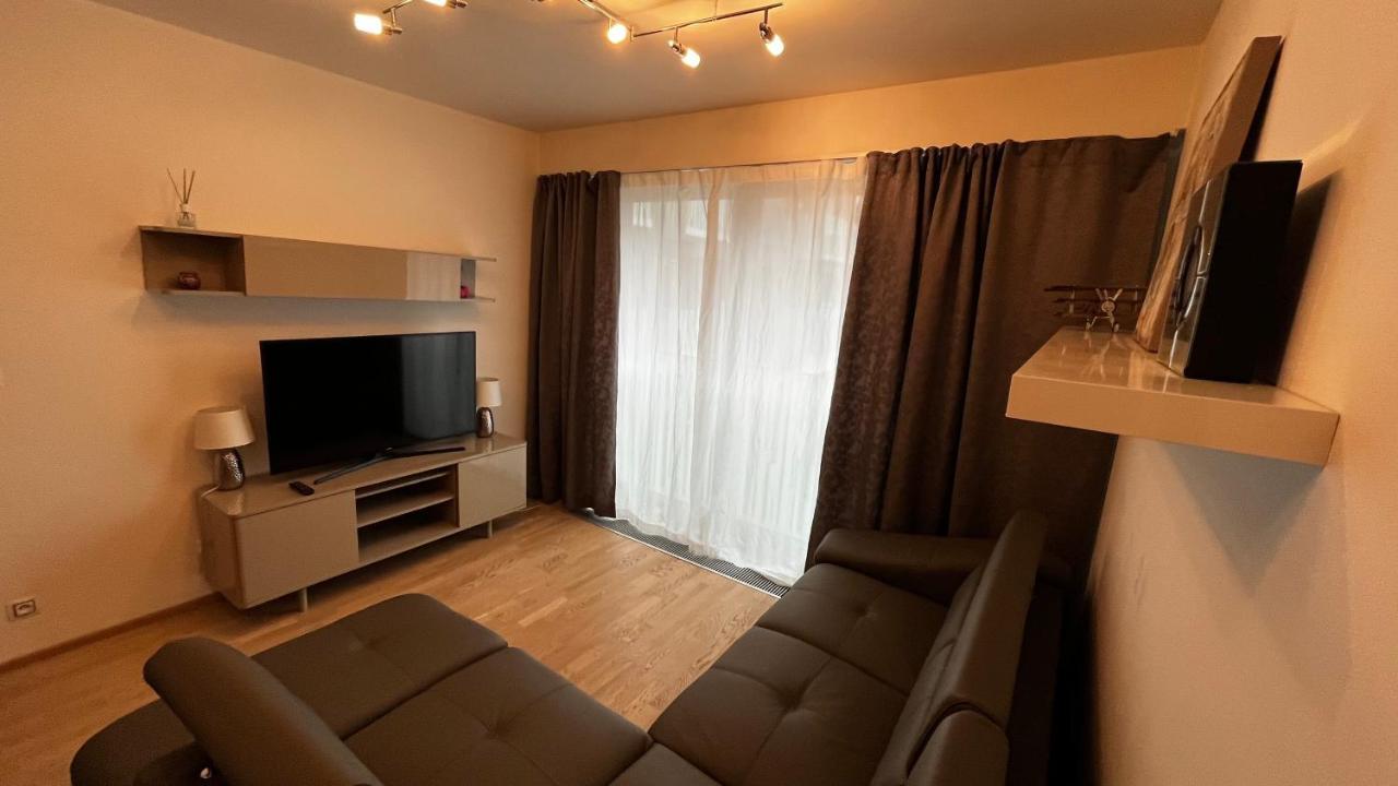 Residence Garden Tower - 8 Min Do Centra, Garaz 프라하 외부 사진