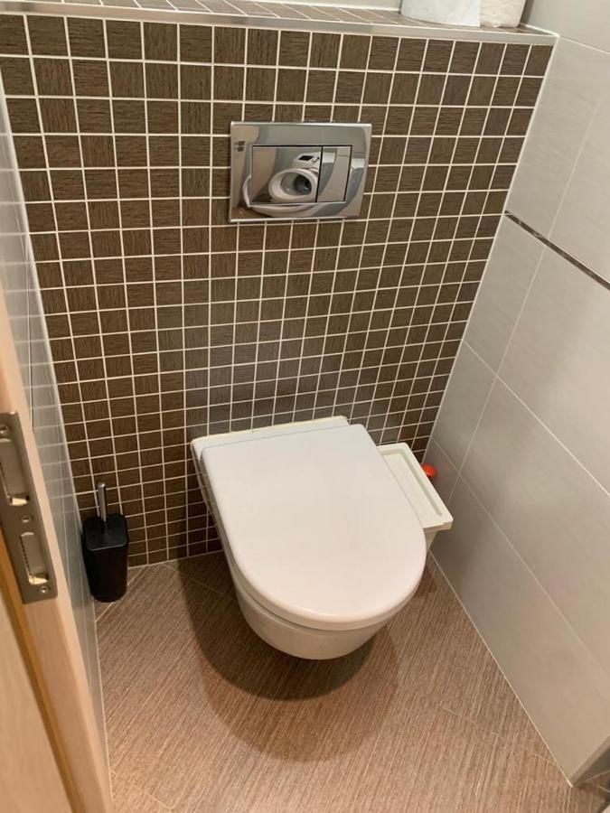 Residence Garden Tower - 8 Min Do Centra, Garaz 프라하 외부 사진